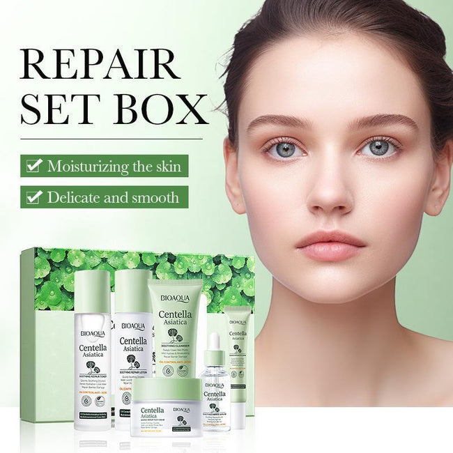 Moisturizing Skin Care Product Set Hover Image