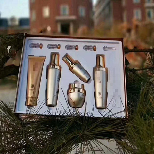 Moisturizing skin care set Main Image