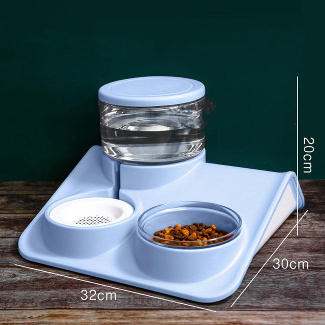 Water Dispenser Is Mobile And Unplugged Automatic Water Feeder For Pets Main Image