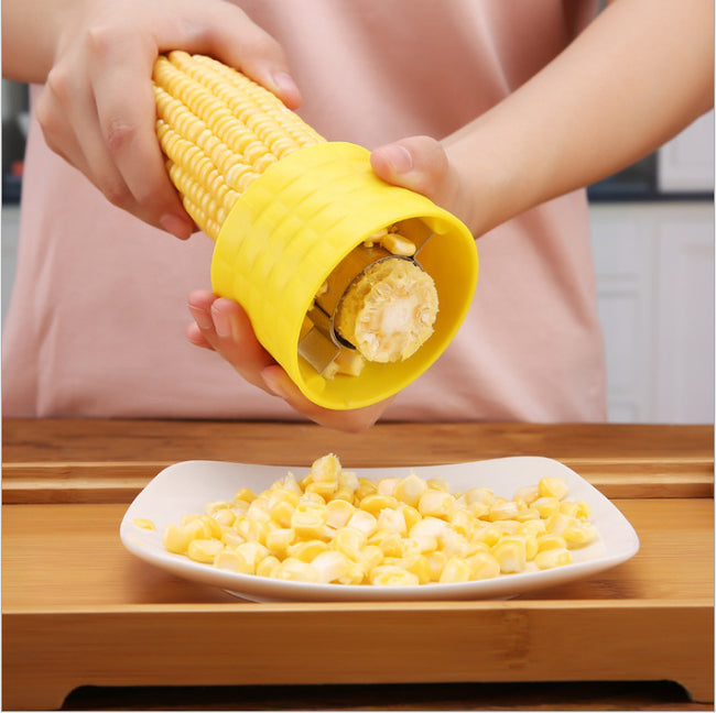 Kitchen Gadget Corn Grinder Thresher Hover Image