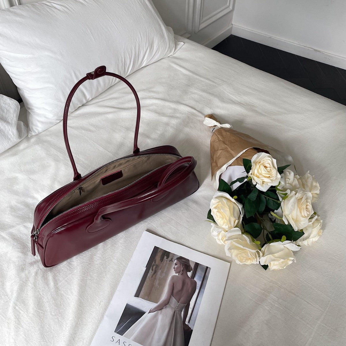 Women's Solid Color Korean-style Large Capacity Cowhide Leather Single-shoulder Bag