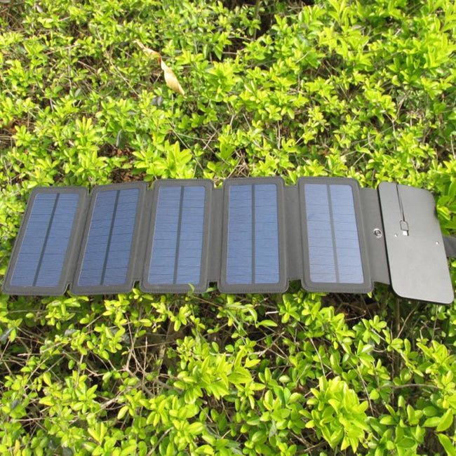 Outdoor 8W folding solar charger Direct charging collapsible solar package Off-road emergency mobile power supply Hover Image