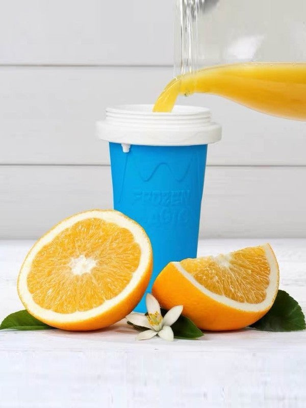 One Pinch Into An Slushy Cup, Shake The Smoothie Cup, And The Second Fast Cooling Cup Becomes A Pinch Cup. Main Image