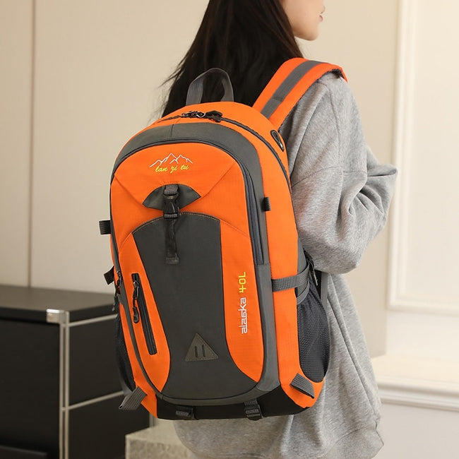 Polyester Men's Outdoor Mountaineering Bag Large Capacity Backpack Hover Image