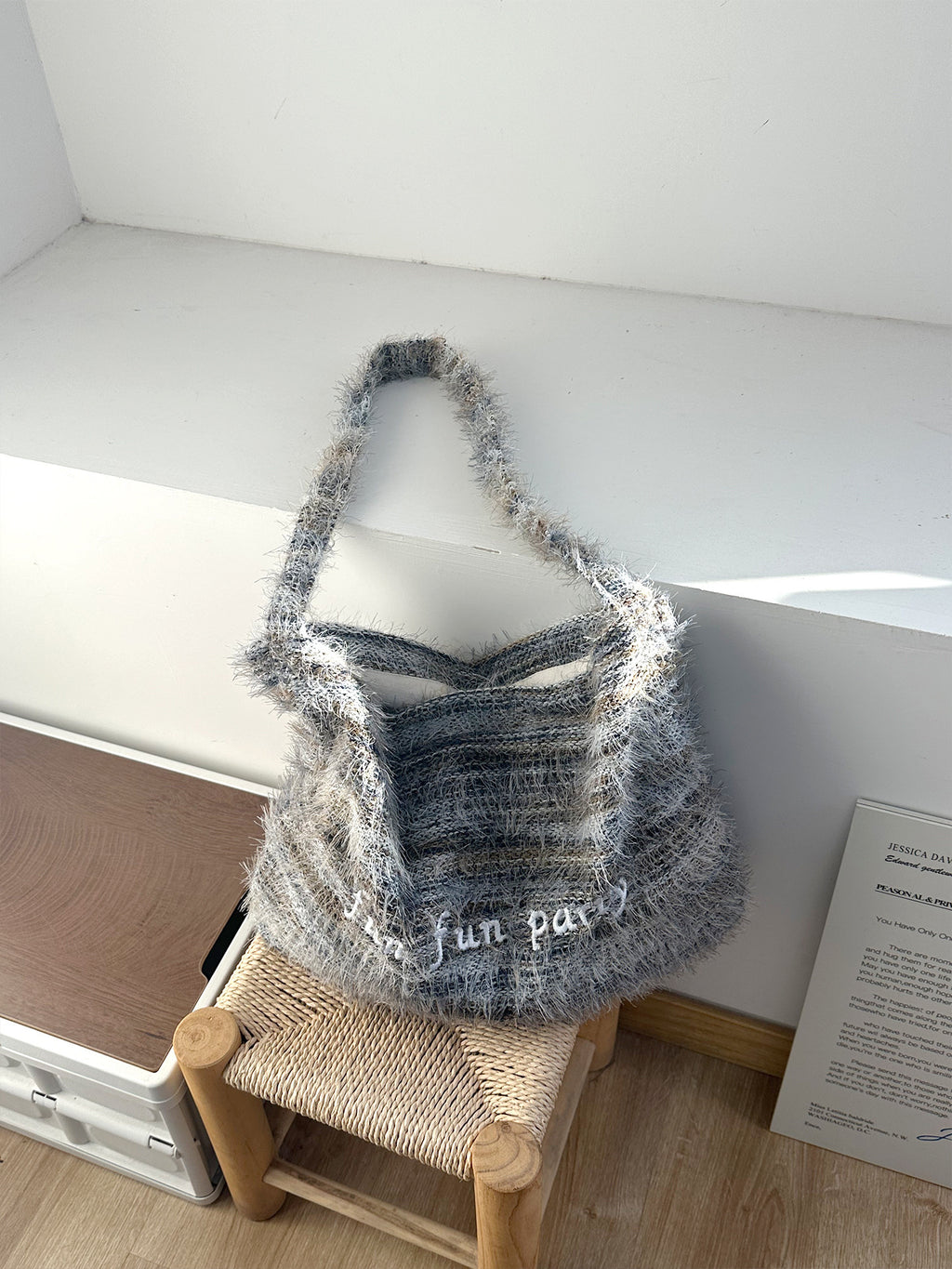 Plush Shoulder Bag Women's Messenger Bag Retro Alphabet Embroidered Commuter Tassel Bag