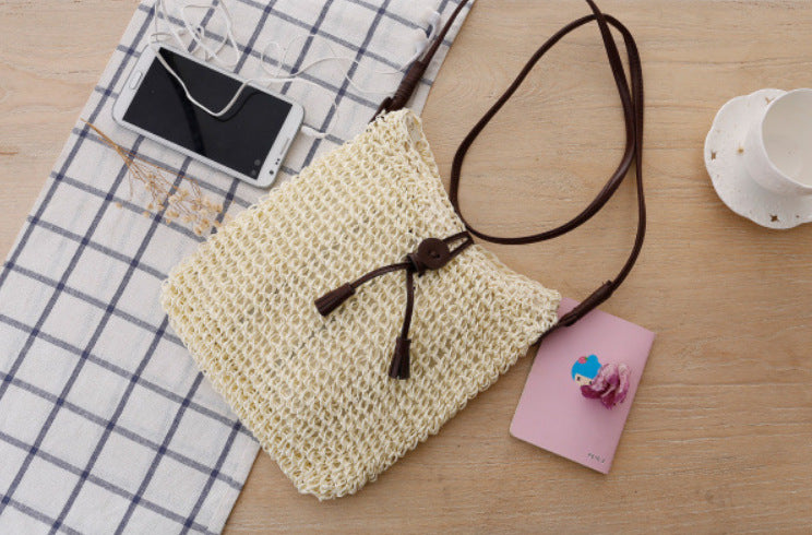 Simple And Elegant Crochet Crossbody Straw Bag