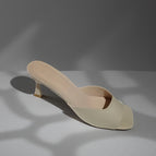 Beige / UK 2.5