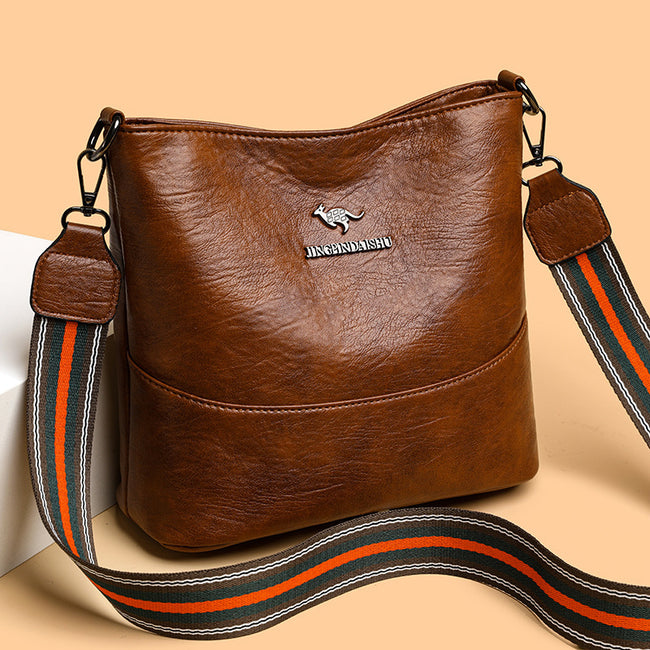 European American Simple Versatile Bucket Bag Hover Image