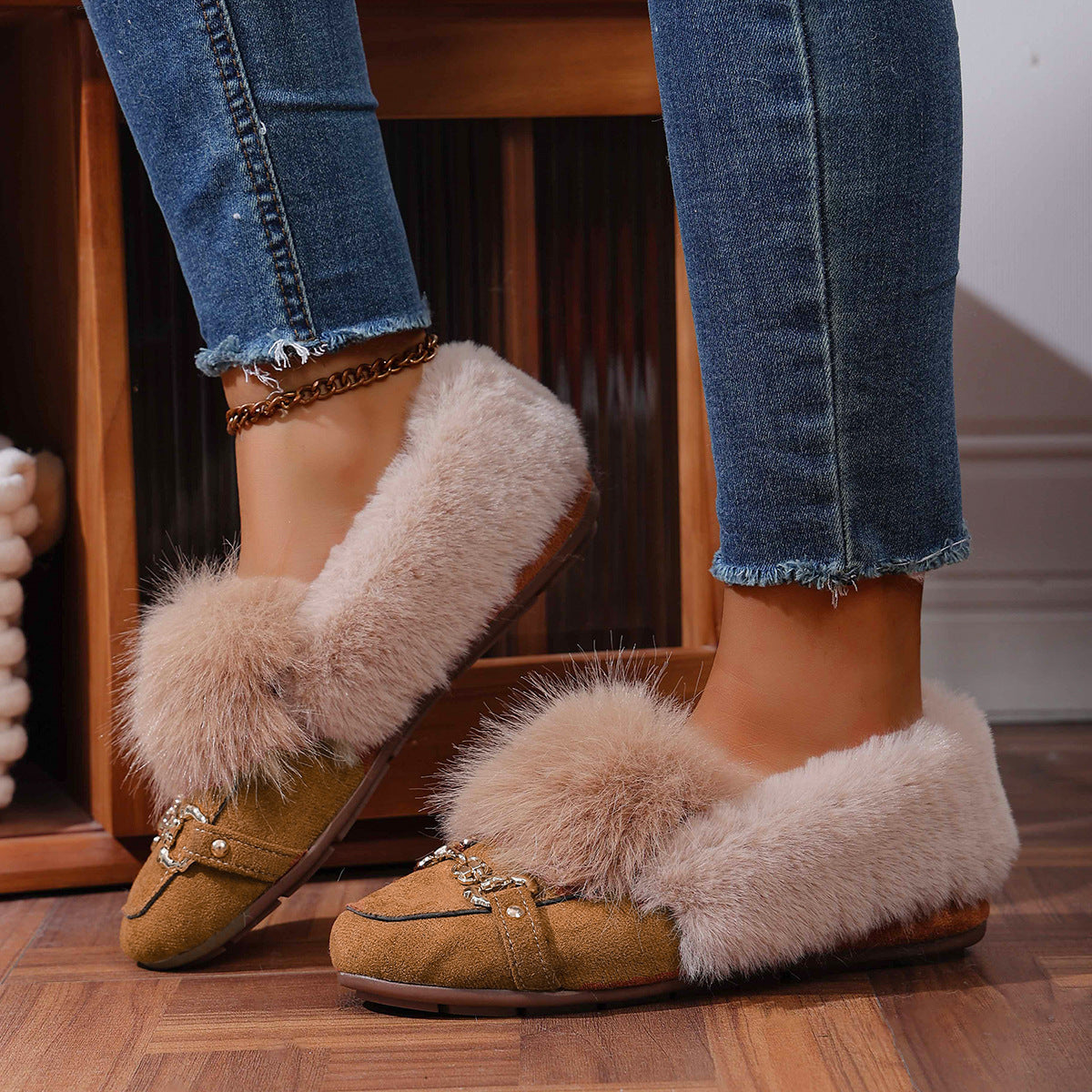 Cotton-padded With Velvet Lightweight And Comfortable Skin-friendly Plush Comfortable Versatile Women's Shoes