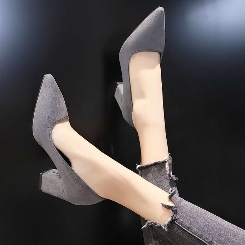 Extra Large Women's Chunky Heel High Heels