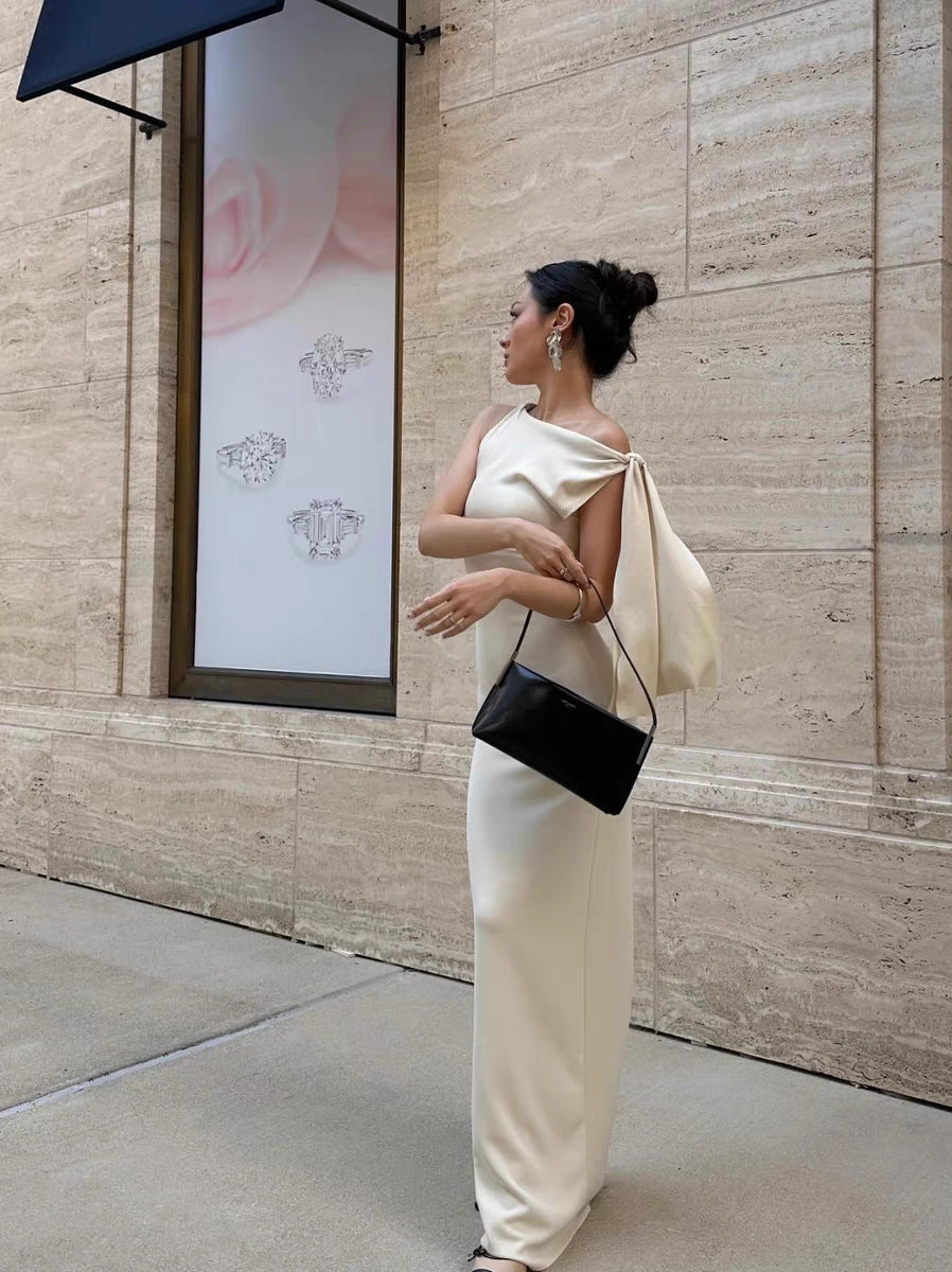 Sloping Shoulder New Women's Fashion Dress