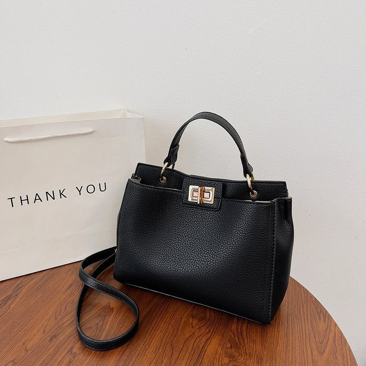 New Fashion Minority Design Retro Handbag Shoulder Western Style Messenger Bag