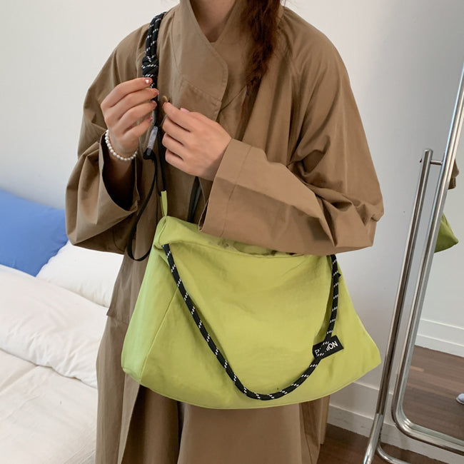 Large Capacity Shoulder Girls Crossbody Bag Main Image