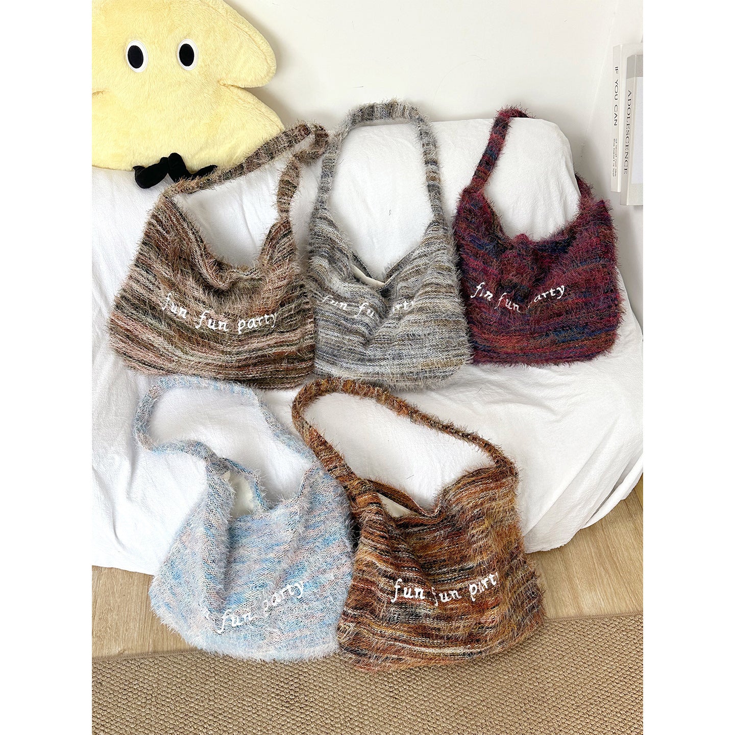 Plush Shoulder Bag Women's Messenger Bag Retro Alphabet Embroidered Commuter Tassel Bag