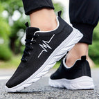 Black/white / UK 5.5