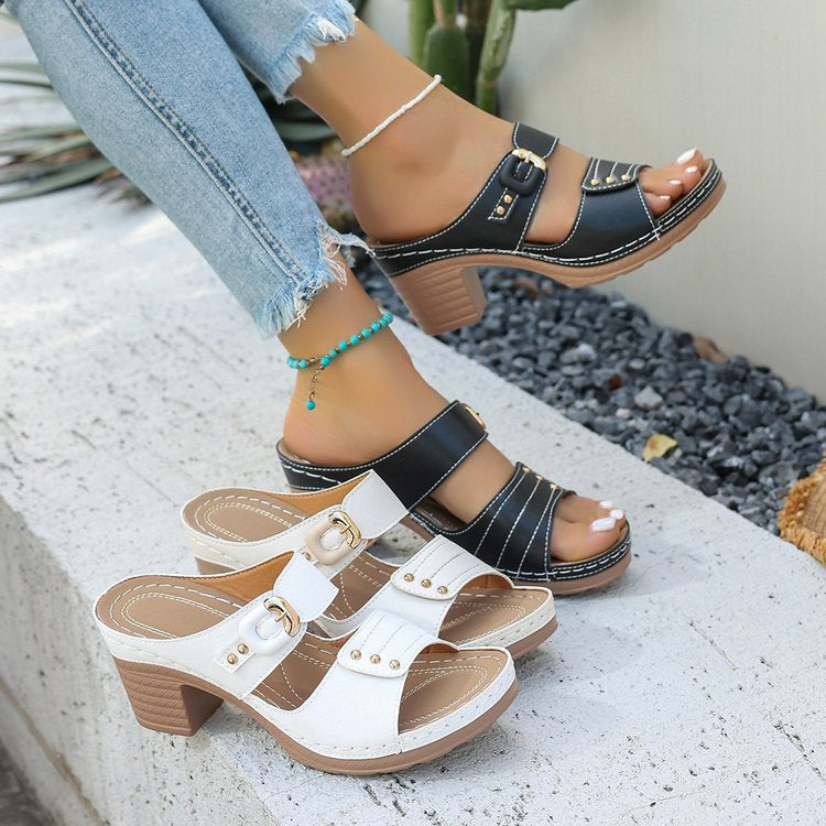 Open Toe Chunky Heel Embossed Outdoor Slippers