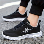 Black/white / UK 9.5