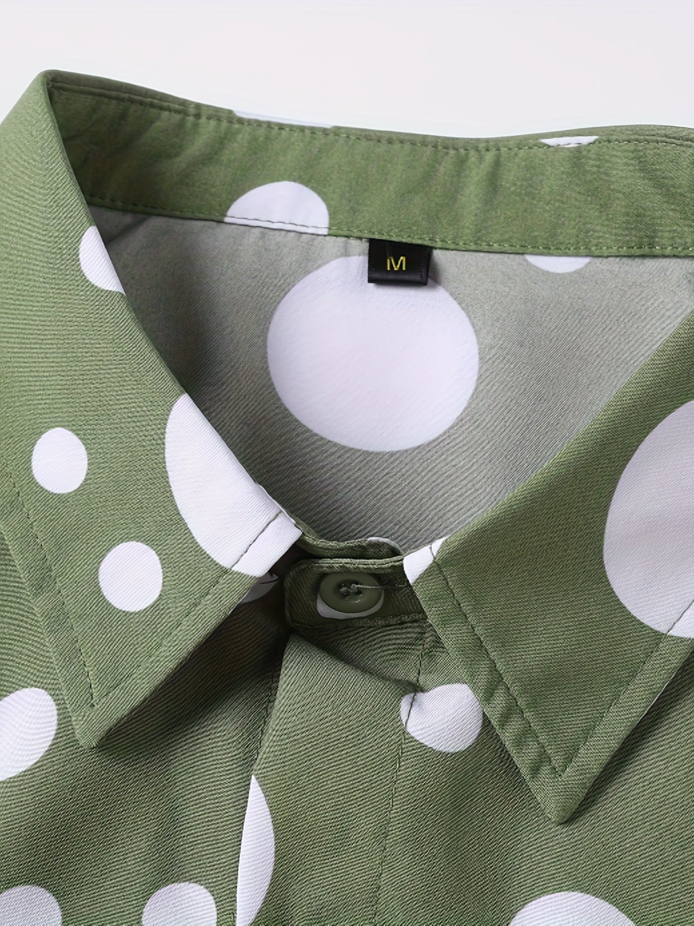 A Casual And Versatile Long-sleeved Shirt With Polka Dot Prints For Teenagers And Men
