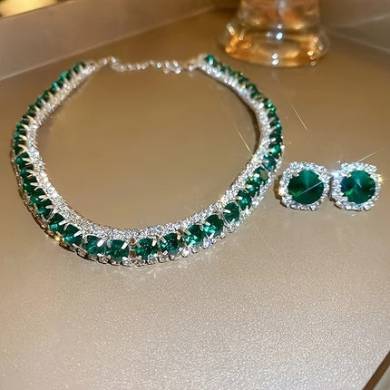 Christmas Green Retro Earrings and Necklace Set for Women