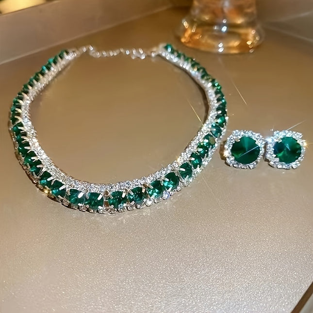 Christmas Green Retro Earrings and Necklace Set for Women