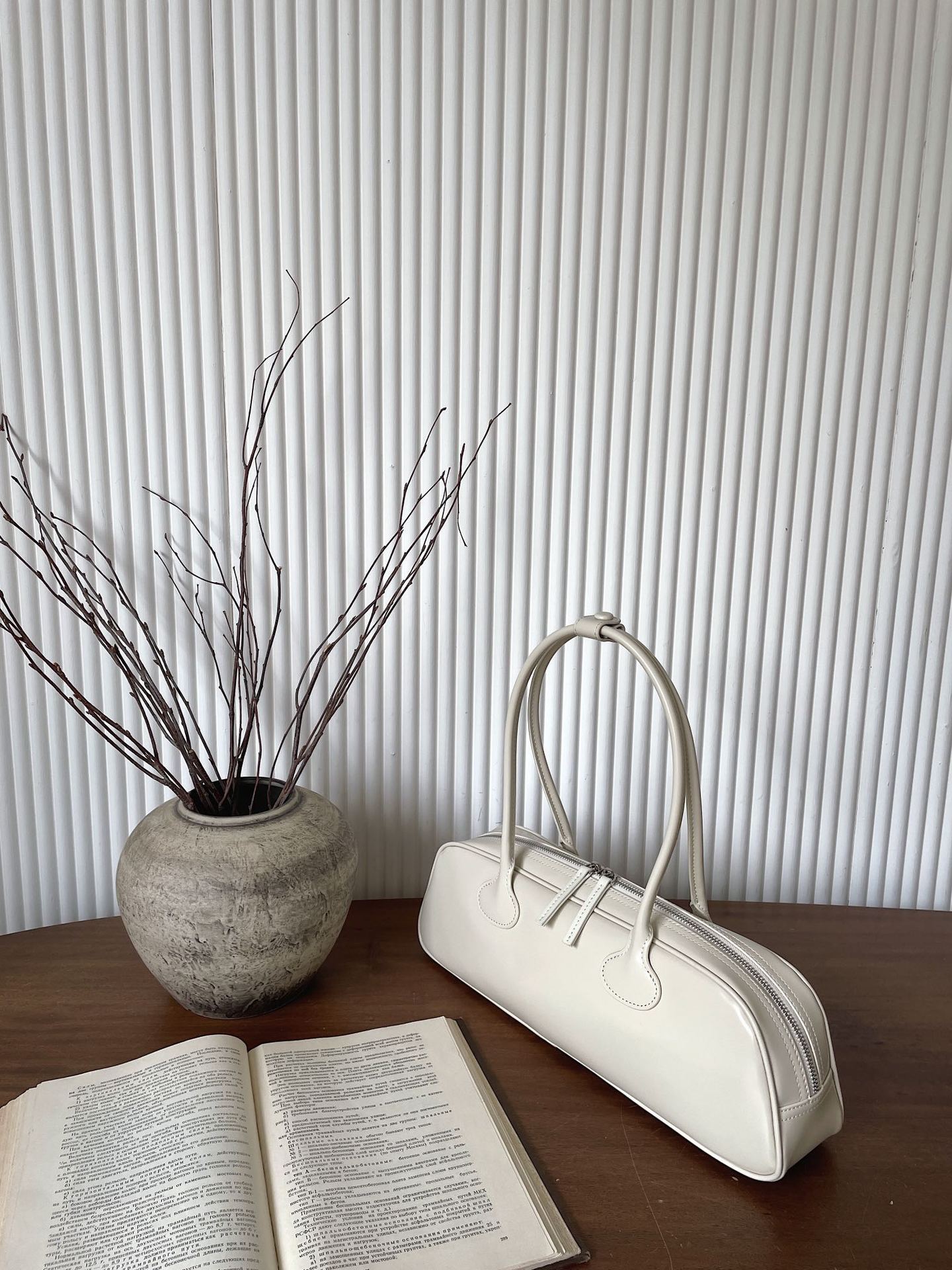 Women's Solid Color Korean-style Large Capacity Cowhide Leather Single-shoulder Bag