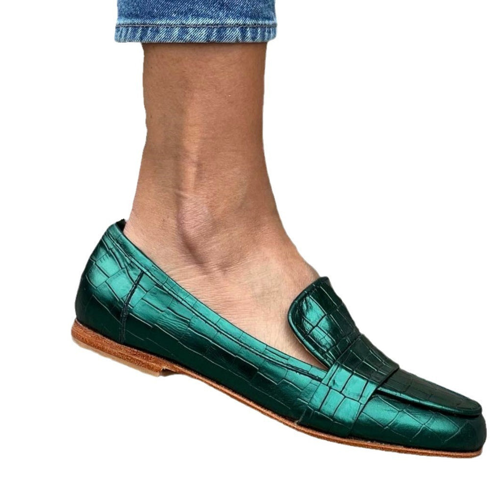 Stone Pattern Flat Tassel Round Toe Loafers