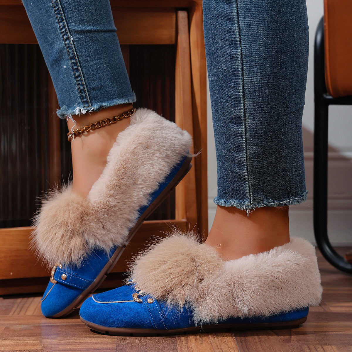 Cotton-padded With Velvet Lightweight And Comfortable Skin-friendly Plush Comfortable Versatile Women's Shoes